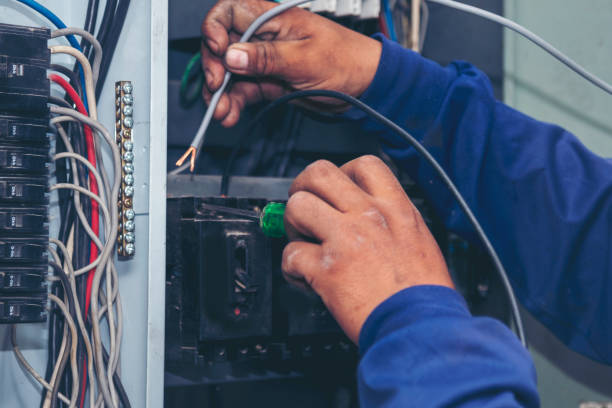 Best Licensed Electrician  in Mayflower, AR